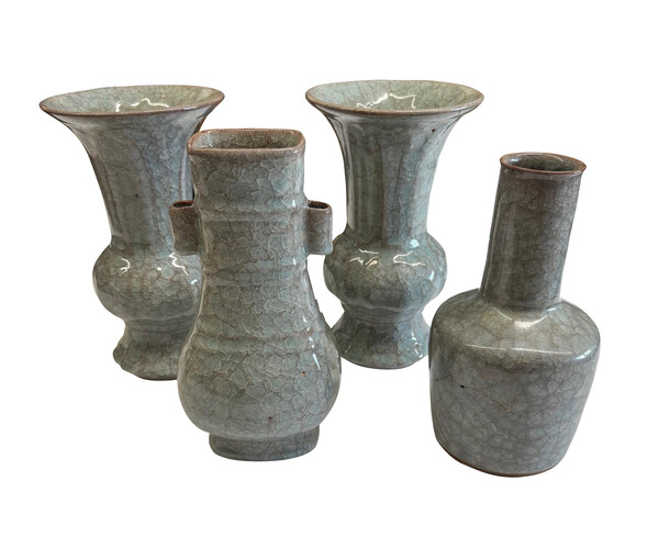 CONTEMPORARY CHINESE BLUE GREY CRACKLE GLAZE VASE COLLECTION