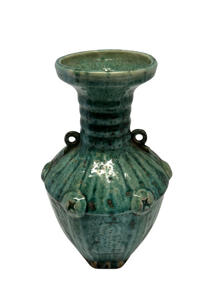 Contemporary Chinese Mottled Emerald Crackle Glaze Vase