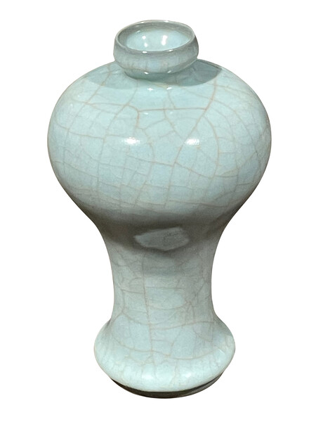 Contemporary Chinese Pale Turquoise Contrast Crackle Vase