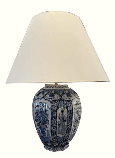 1940's Dutch  SIngle Delft Blue/White Traditional Pattern Lamp